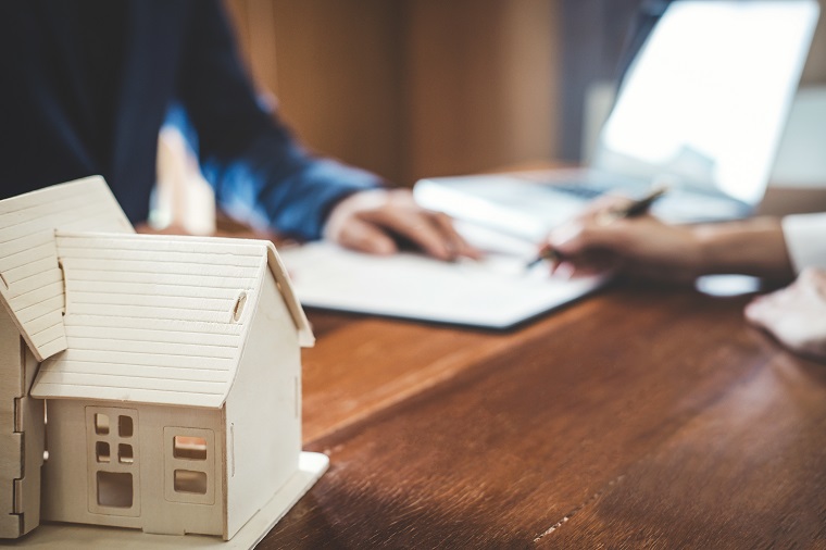 Qual a validade de um contrato de locação sem a assinatura de testemunhas? Qual a validade de um contrato de locação sem a assinatura de testemunhas?